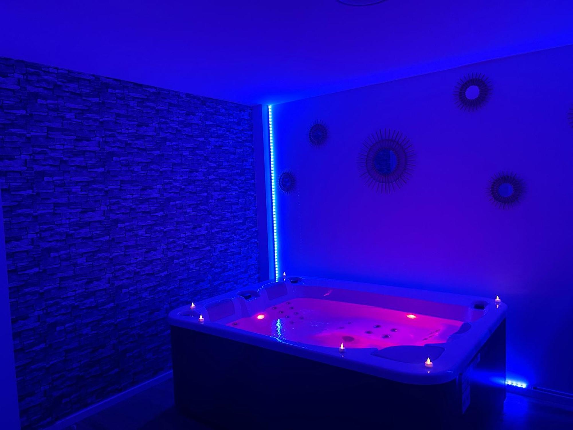 Privatespa Love Room Jacuzzi Privatif Toulouse Dış mekan fotoğraf